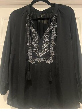 Lucky Brand NWOT Embroidered Black Tunic with Tie